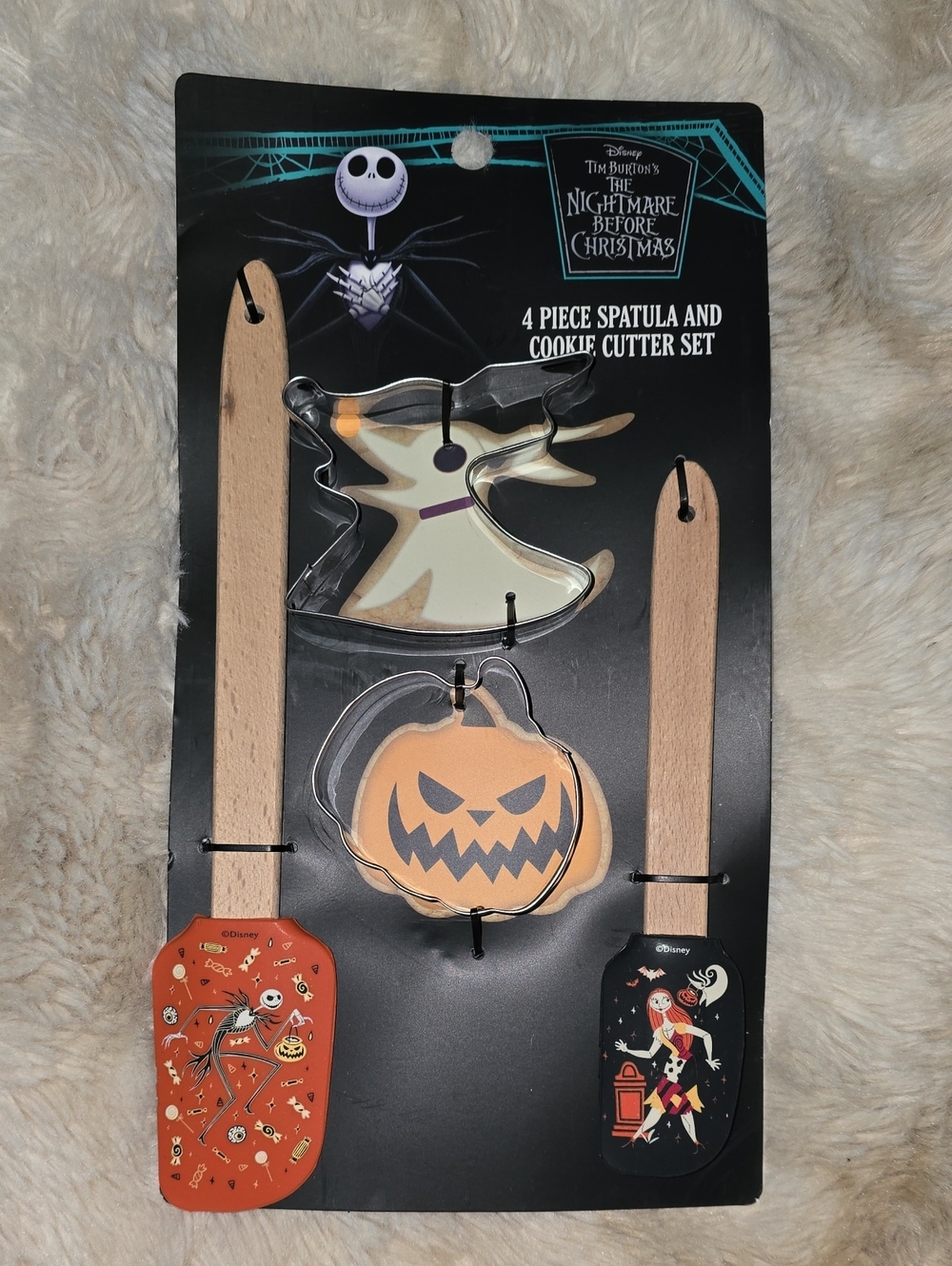 Disney Nightmare Before Christmas 4 Piece Spatula & Cookie Cutter Set
